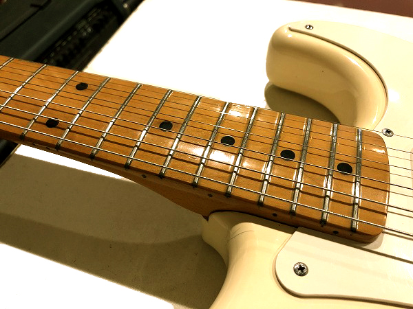 Fender Japan Eシリアル 1987年製 STD-57 Stratocaster Japan ...